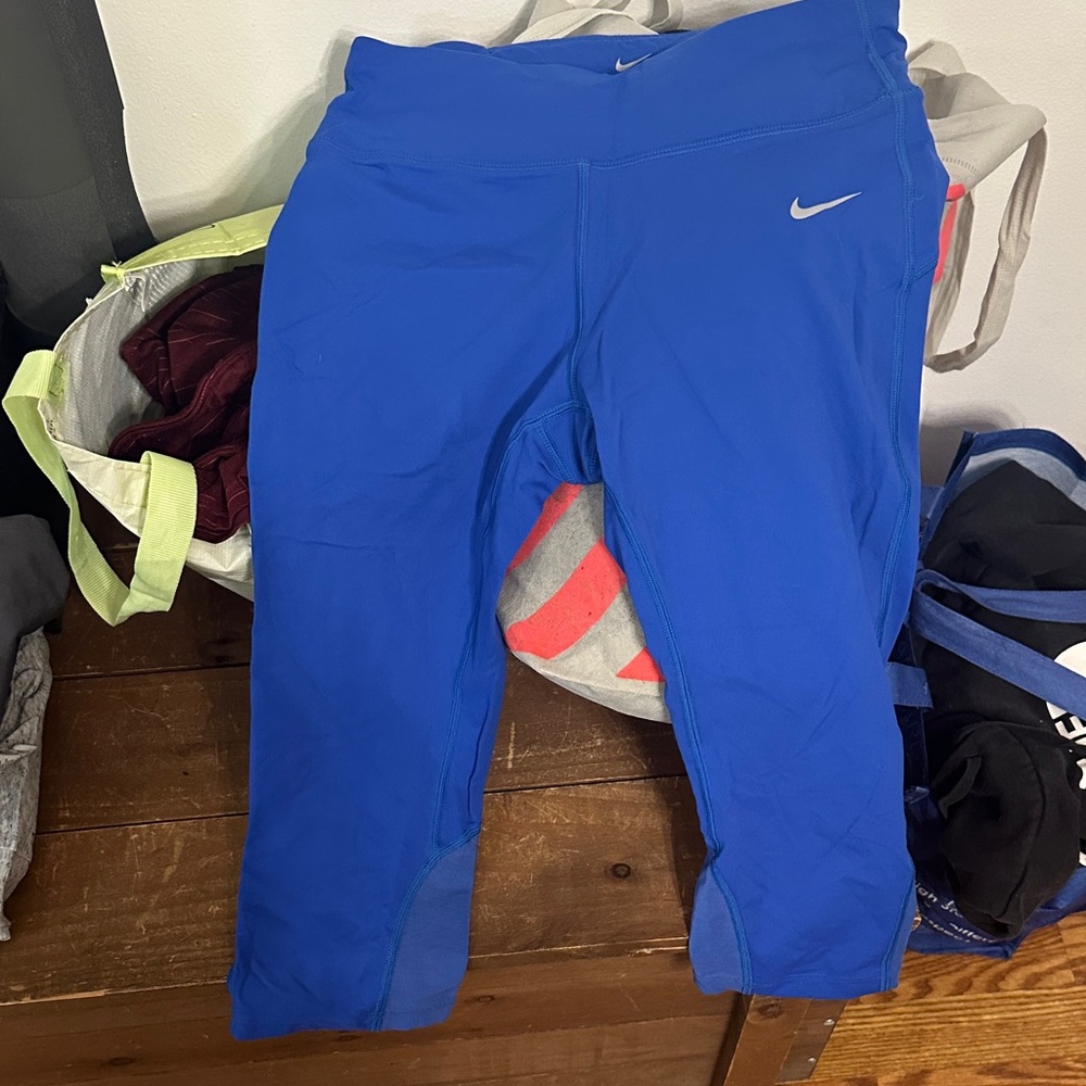Nike Women's Royal Blue Leggings